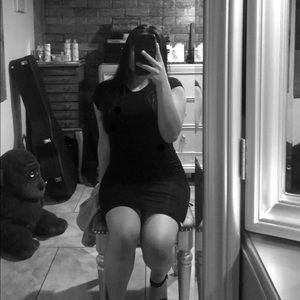 Meet your Posher, Violeta